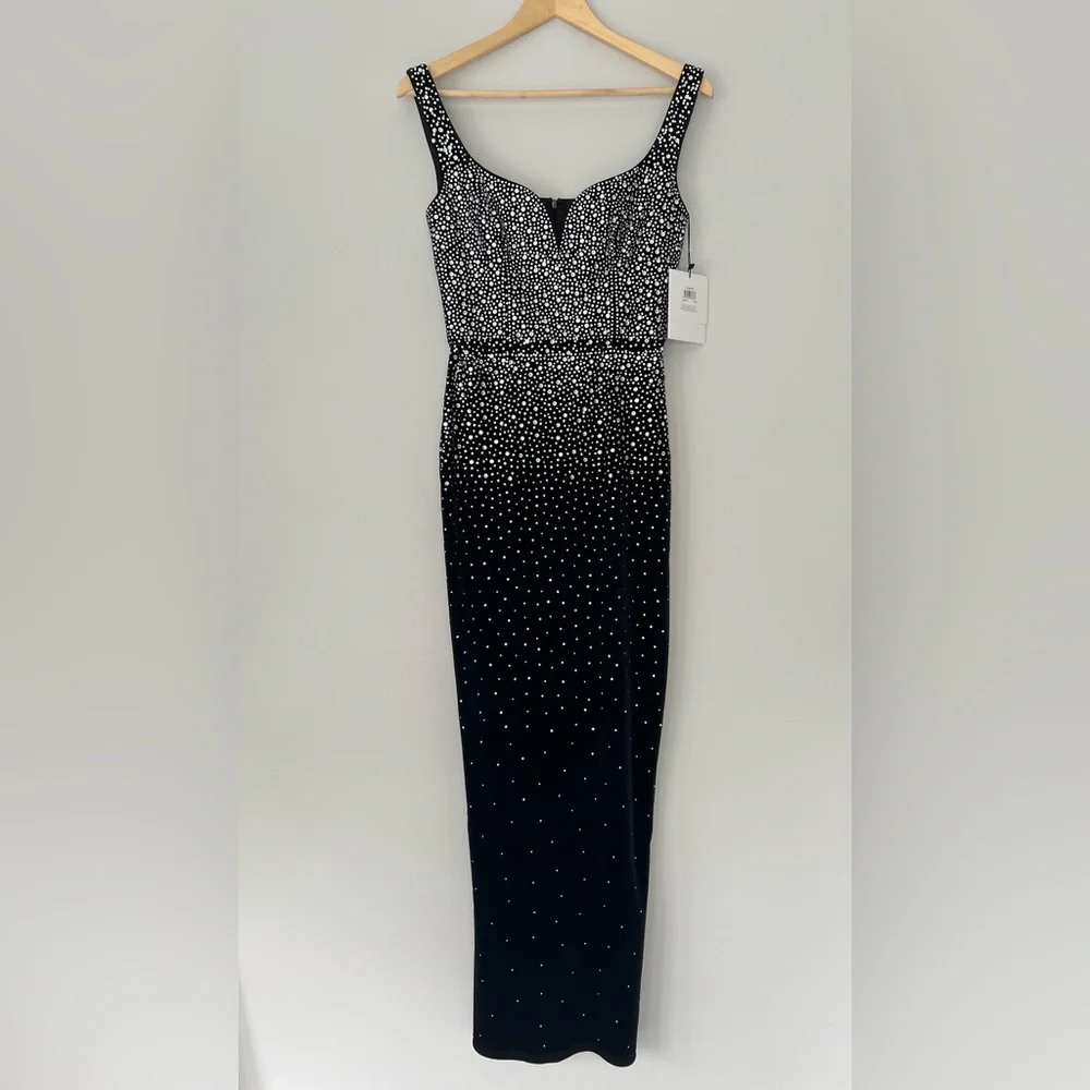 Singlet Sweetheart Column in Crystal Velvet (Season Sale❣️) - Picture 7 of 11